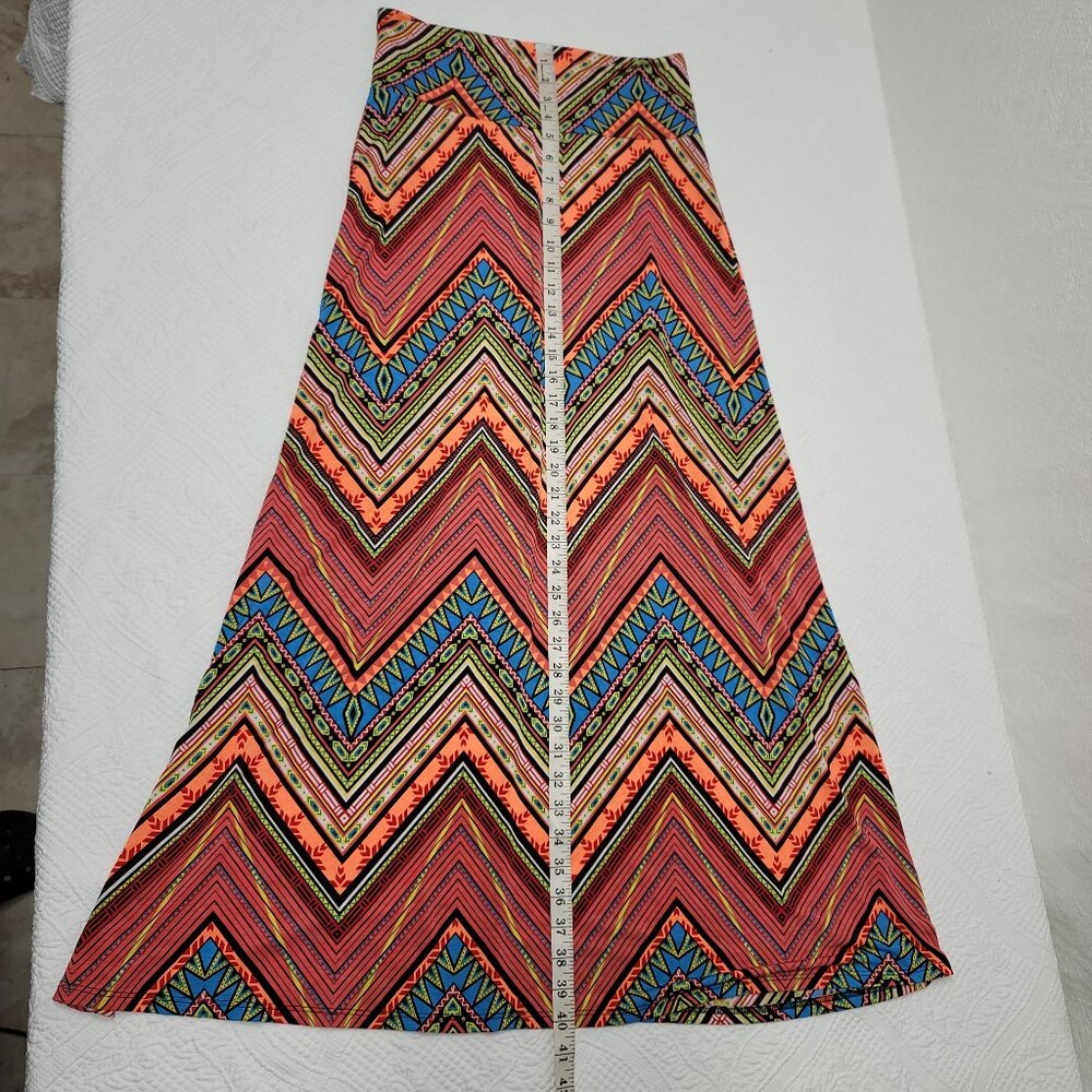 652. Cezanne Skirt Multicolored Abstract Sz XL